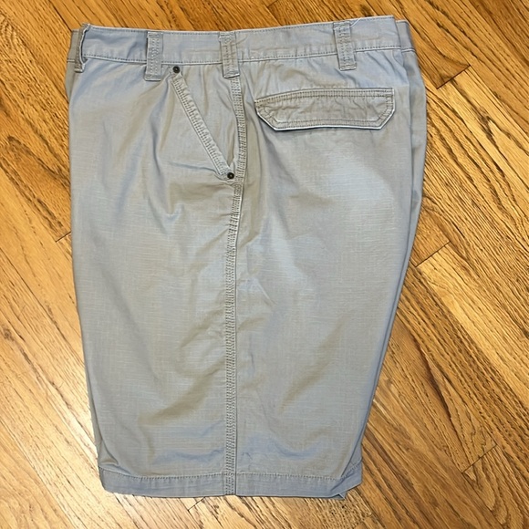 Carhartt Relaxed Fit Khaki/Tan Shorts w/Utility Pocket, Crotch Gusset Men's 44 - Picture 3 of 10